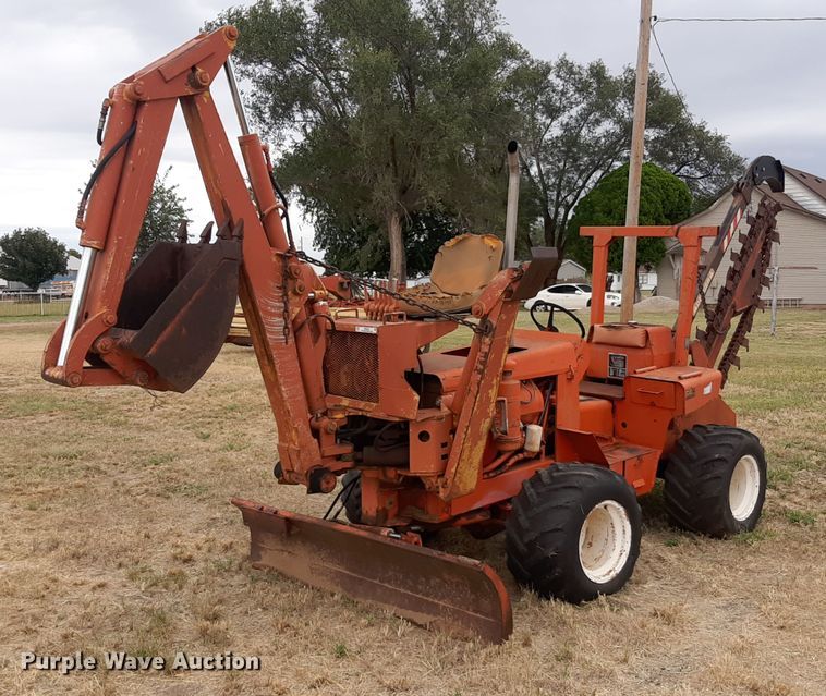 image for item OF9516 1978 Ditch Witch R40  trencher