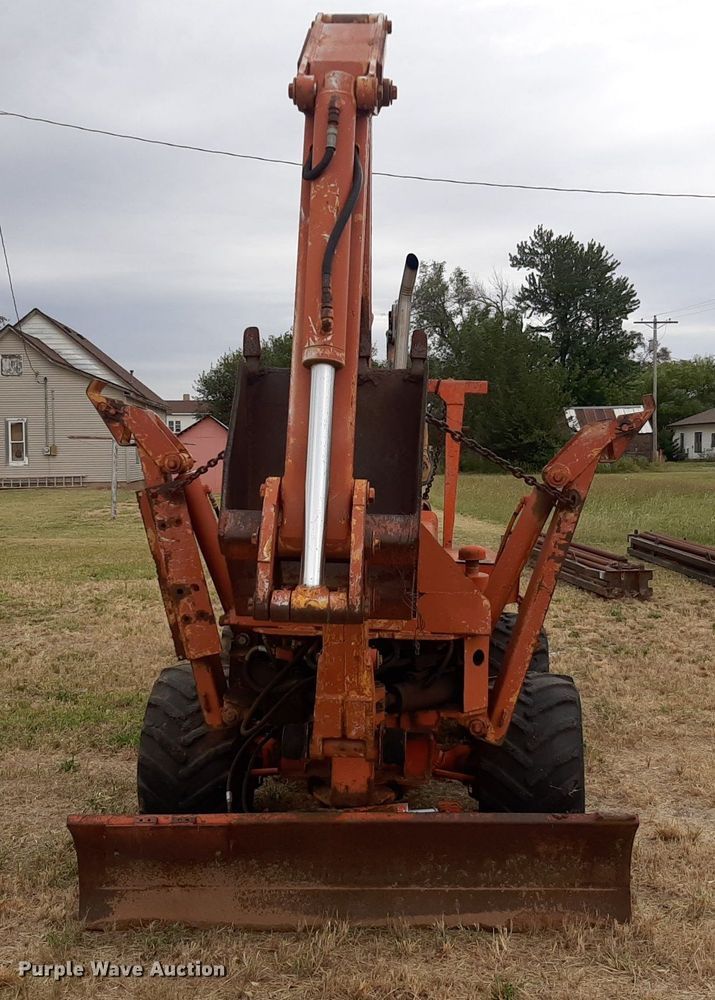image for item OF9516 1978 Ditch Witch R40  trencher