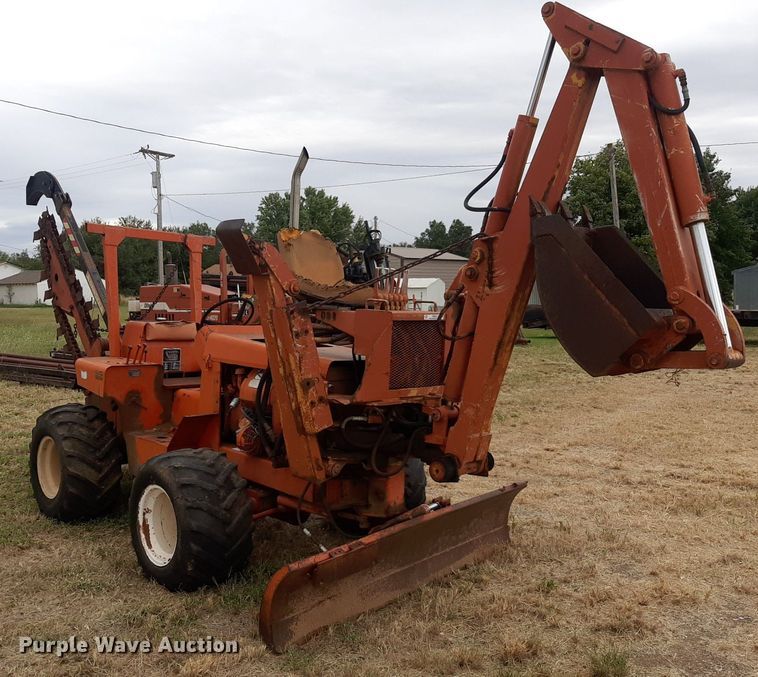 image for item OF9516 1978 Ditch Witch R40  trencher