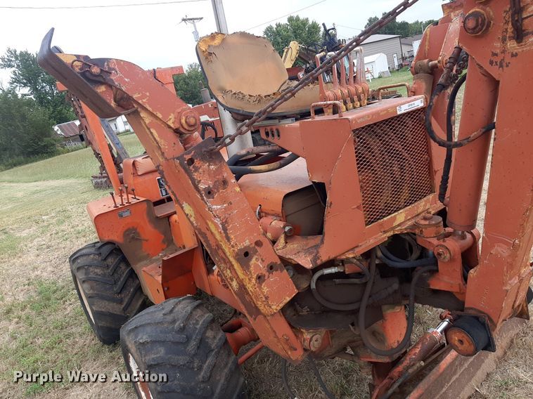 image for item OF9516 1978 Ditch Witch R40  trencher