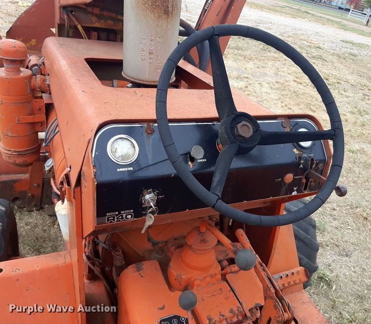 image for item OF9516 1978 Ditch Witch R40  trencher