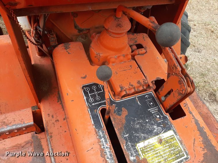 image for item OF9516 1978 Ditch Witch R40  trencher