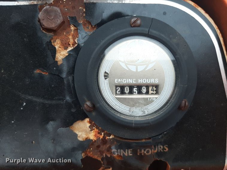 image for item OF9516 1978 Ditch Witch R40  trencher