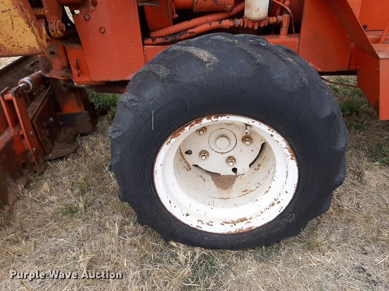 image for item OF9516 1978 Ditch Witch R40  trencher