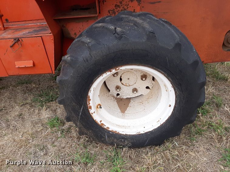 image for item OF9516 1978 Ditch Witch R40  trencher