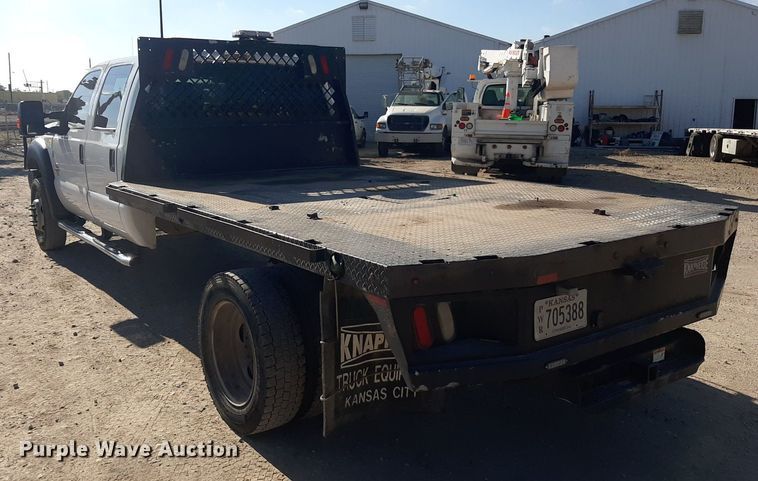 image for item OF9526 2014 Ford F550 Super Duty  Crew Cab flatbed truck