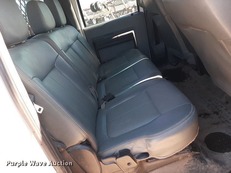 image for item OF9526 2014 Ford F550 Super Duty  Crew Cab flatbed truck