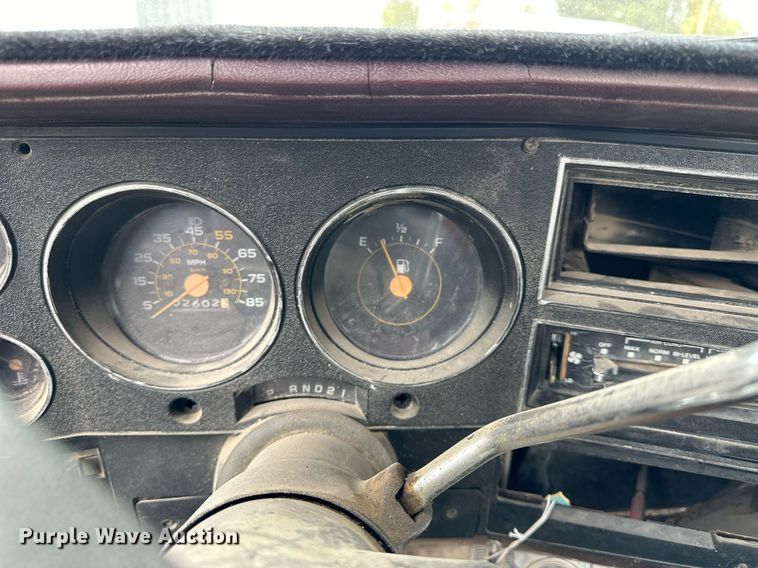 image for item OK9004 1982 Chevrolet Silverado K10  pickup truck