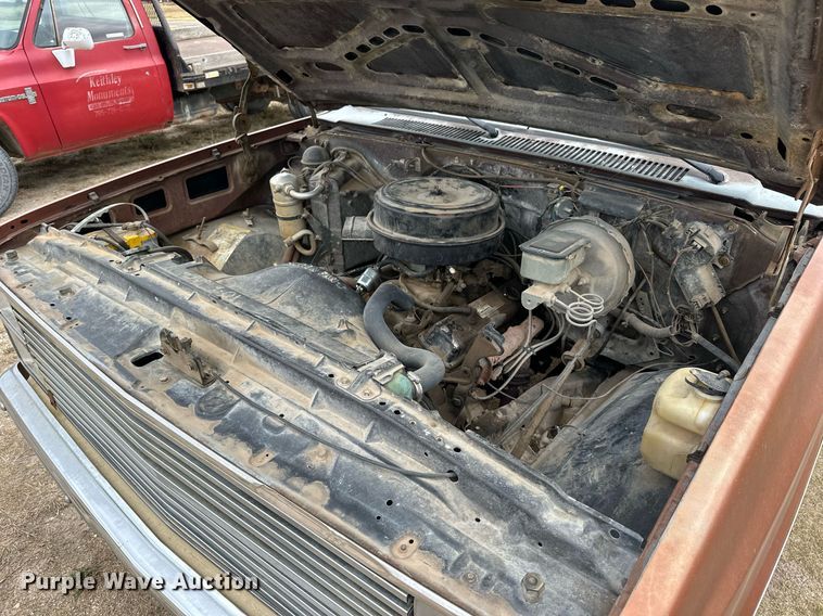 image for item OK9004 1982 Chevrolet Silverado K10  pickup truck