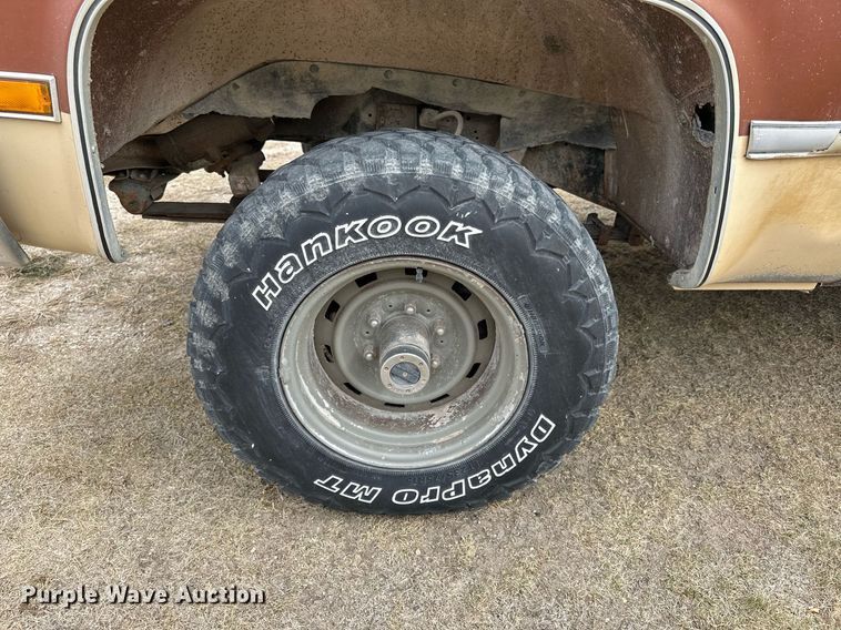 image for item OK9004 1982 Chevrolet Silverado K10  pickup truck