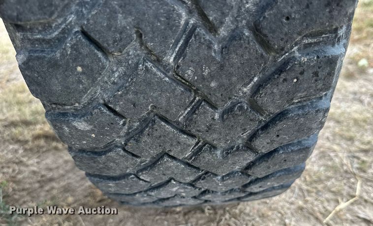 image for item OK9004 1982 Chevrolet Silverado K10  pickup truck