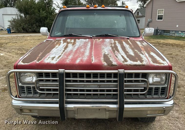 image for item OK9005 1982 Chevrolet C30 Custom Deluxe  flatbed pickup truck