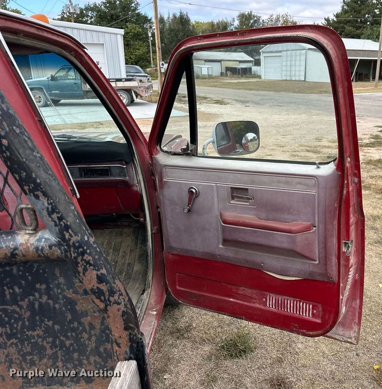 image for item OK9005 1982 Chevrolet C30 Custom Deluxe  flatbed pickup truck