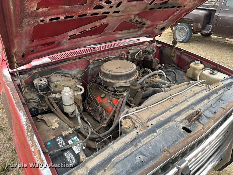 image for item OK9005 1982 Chevrolet C30 Custom Deluxe  flatbed pickup truck