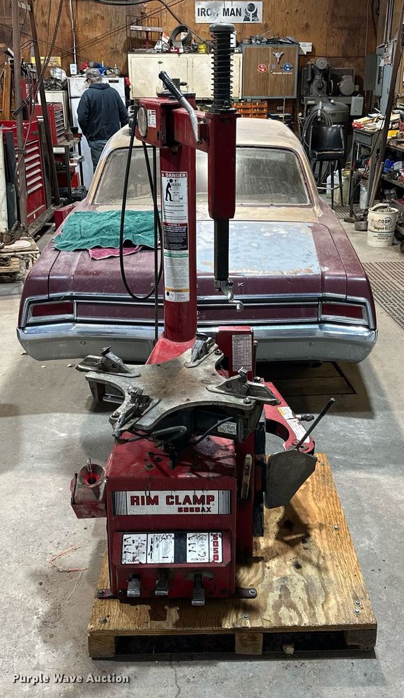 image for item OK9006 Coats 5050AX  rim clamp tire machine