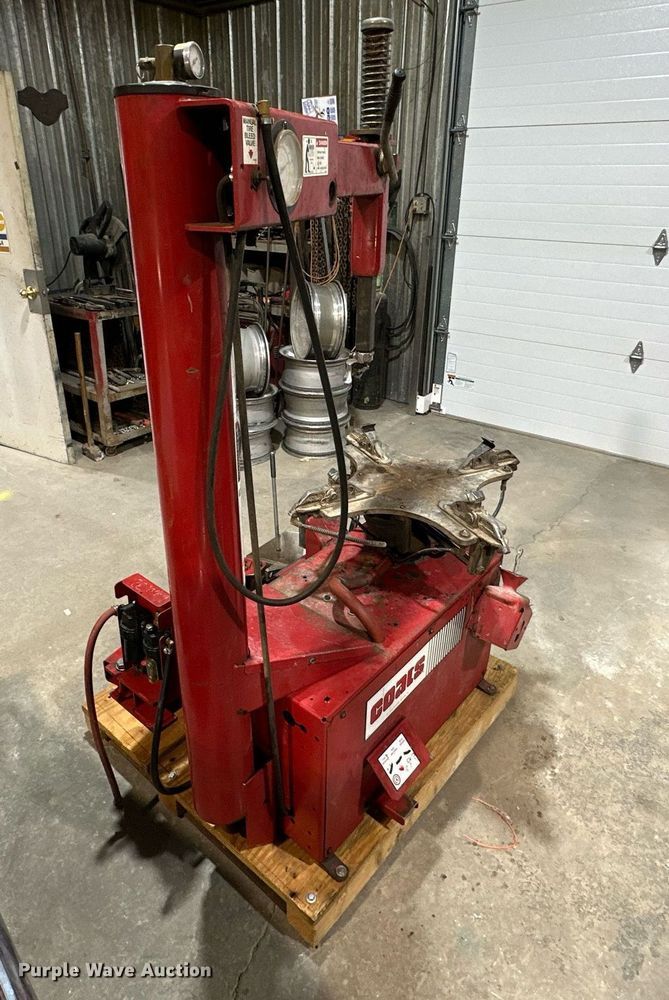 image for item OK9006 Coats 5050AX  rim clamp tire machine