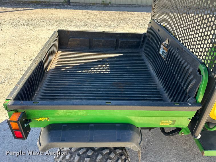 image for item OK9030 2007 John Deere Gator XUV  utility vehicle