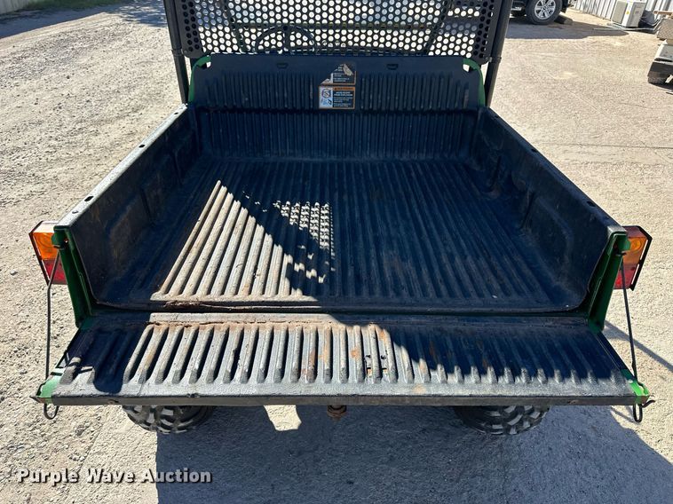 image for item OK9030 2007 John Deere Gator XUV  utility vehicle