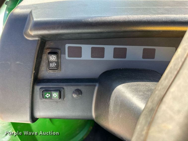 image for item OK9030 2007 John Deere Gator XUV  utility vehicle