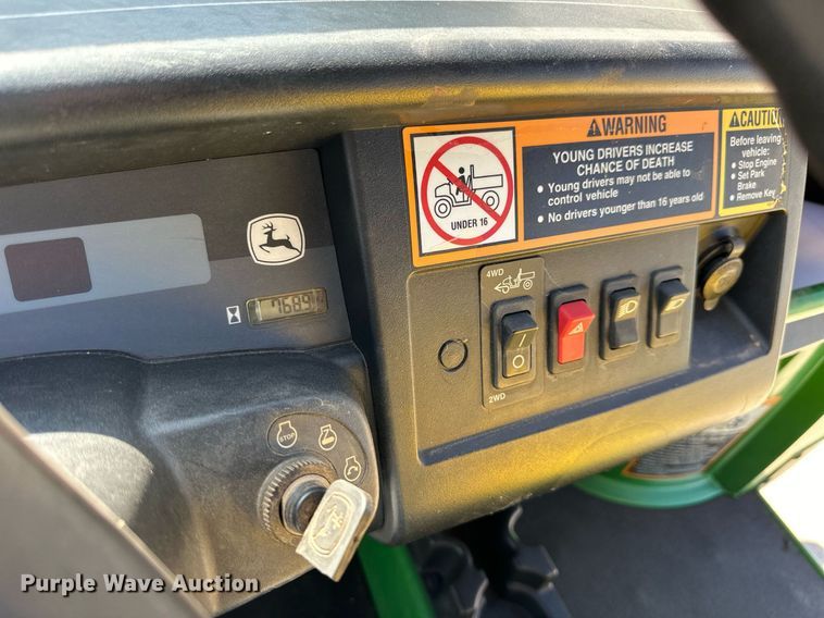 image for item OK9030 2007 John Deere Gator XUV  utility vehicle