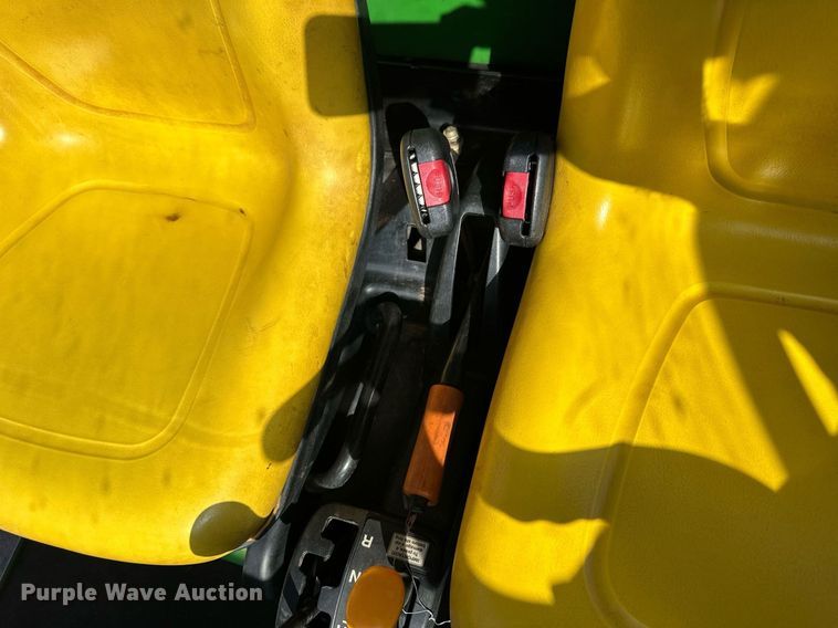 image for item OK9030 2007 John Deere Gator XUV  utility vehicle