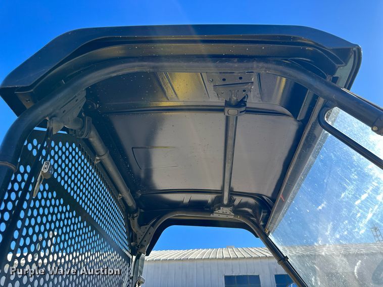 image for item OK9030 2007 John Deere Gator XUV  utility vehicle