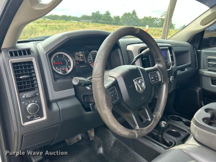 image for item OK9660 2016 Dodge Ram 2500HD  pickup truck