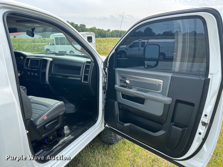 image for item OK9660 2016 Dodge Ram 2500HD  pickup truck