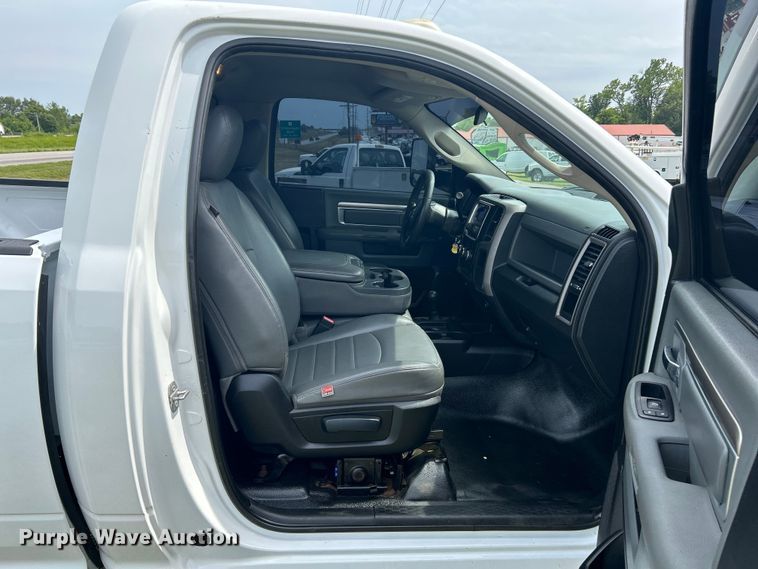 image for item OK9660 2016 Dodge Ram 2500HD  pickup truck