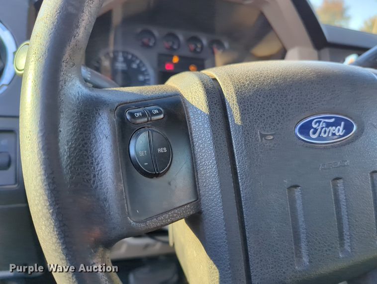 image for item OL9035 2008 Ford F450 Super Duty  utility / service truck