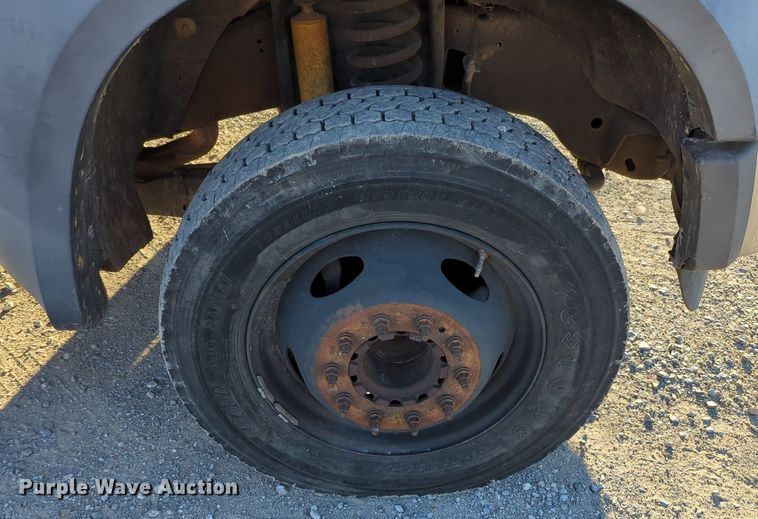 image for item OL9035 2008 Ford F450 Super Duty  utility / service truck