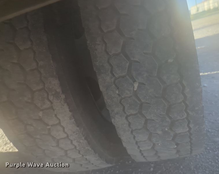 image for item OL9035 2008 Ford F450 Super Duty  utility / service truck