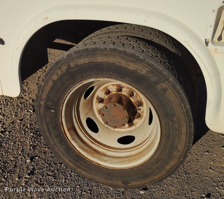 image for item OL9035 2008 Ford F450 Super Duty  utility / service truck