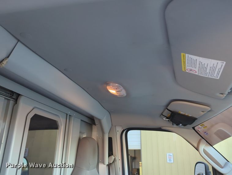 image for item OL9036 2019 Ford E350 Super Duty  utility van