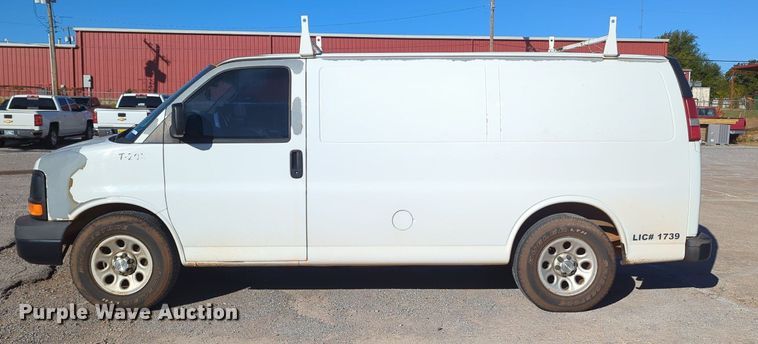 image for item OL9037 2009 Chevrolet Express 1500  van