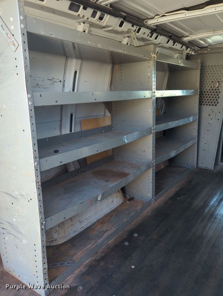 image for item OL9037 2009 Chevrolet Express 1500  van