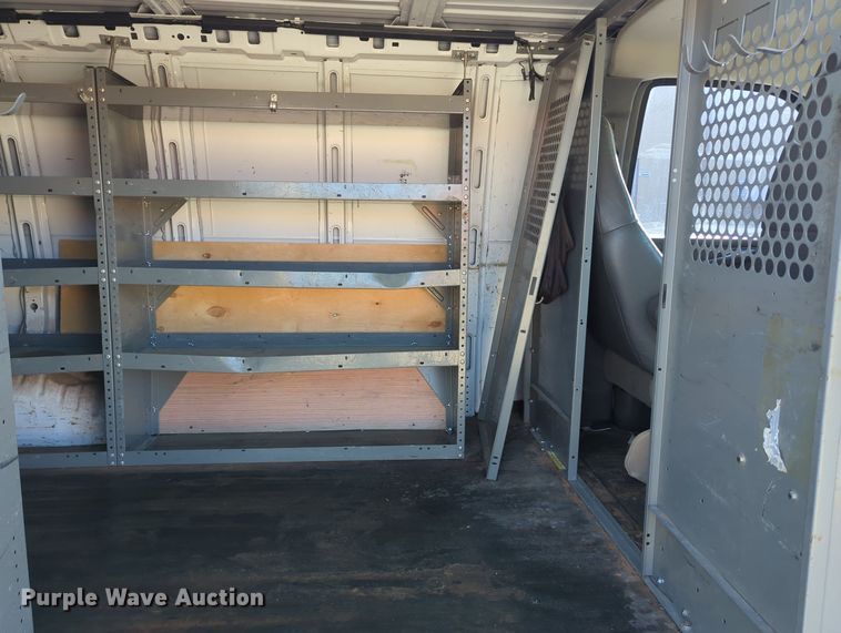 image for item OL9037 2009 Chevrolet Express 1500  van