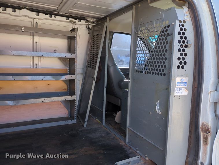 image for item OL9037 2009 Chevrolet Express 1500  van