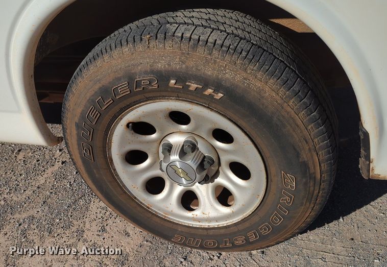 image for item OL9037 2009 Chevrolet Express 1500  van