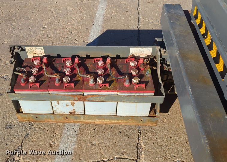 image for item OL9039 Sky Jack SJIII-3219  scissor lift