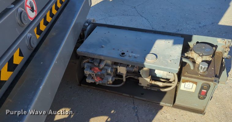 image for item OL9039 Sky Jack SJIII-3219  scissor lift