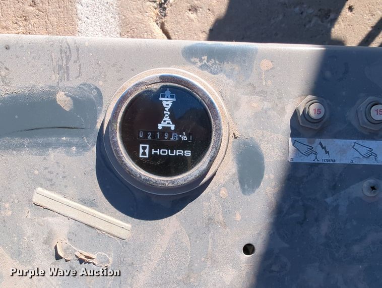 image for item OL9040 Sky Jack SJ III -3219  scissor lift