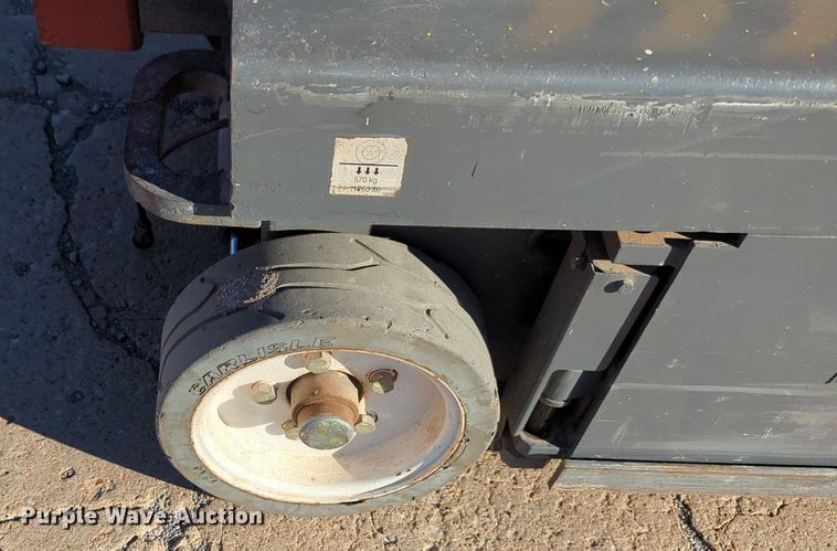 image for item OL9040 Sky Jack SJ III -3219  scissor lift