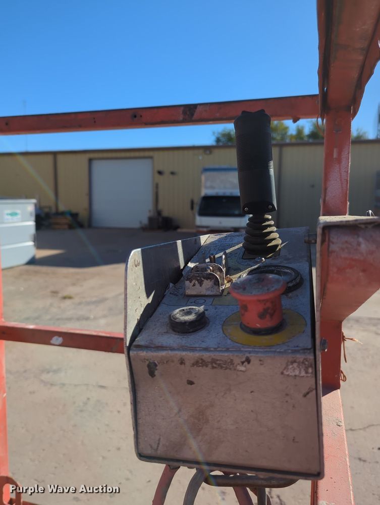 image for item OL9042 2008 Sky Jack SJIII-3219  scissor lift