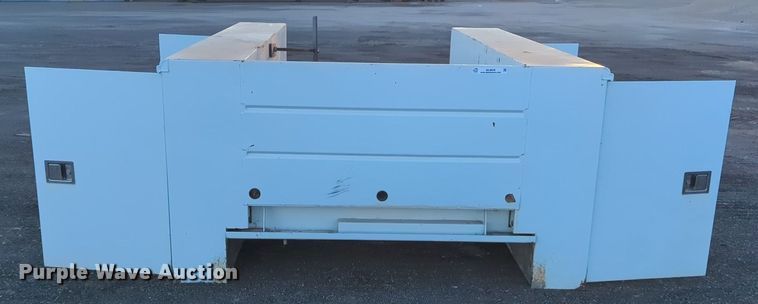 image for item OL9046 TRG  utility bed