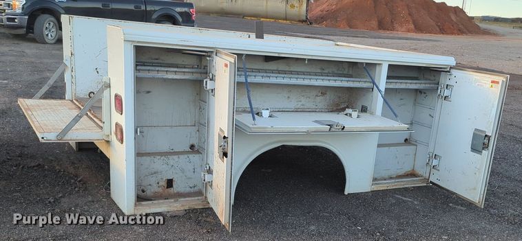 image for item OL9046 TRG  utility bed