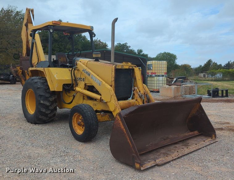 image for item OL9057 1983 John Deere 510B  backhoe