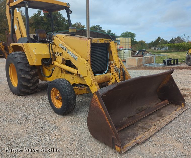 image for item OL9057 1983 John Deere 510B  backhoe