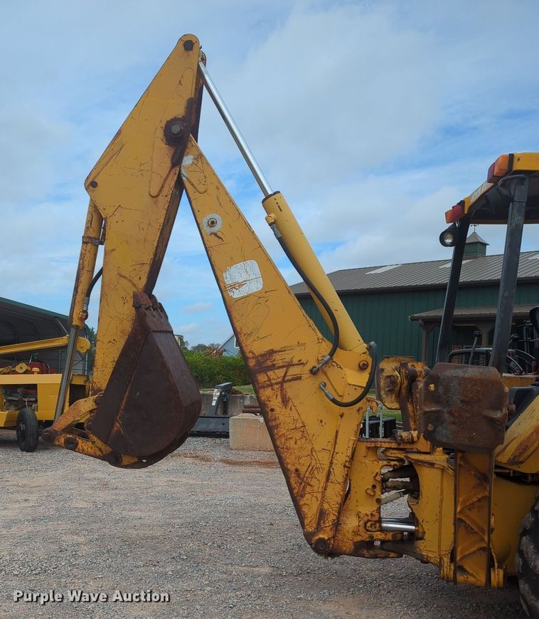 image for item OL9057 1983 John Deere 510B  backhoe