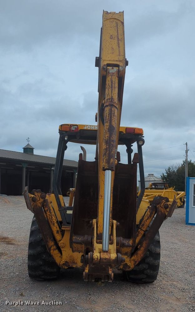 image for item OL9057 1983 John Deere 510B  backhoe